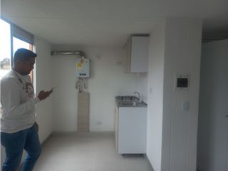 Foto 5 de R068 venta apartaestudio engativa centro