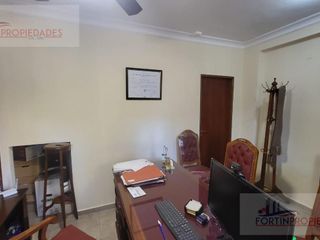 Foto 34 de Casa en  venta  en La Plata