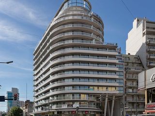 Foto 2 de OPORTUNIDAD - EVOQUE OLAZABAL - 1AMB PISO ALTO  CON VISTA ABIERTA Y BALCON ATERRAZADO