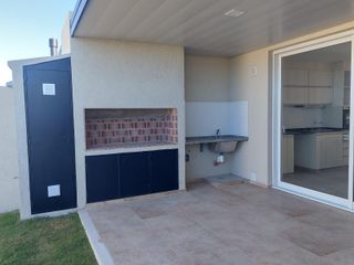 Foto 4 de Duplex de 3 dormitorios en Nobu Town en Alquiler