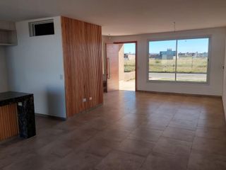 Foto 2 de Duplex de 3 dormitorios en Nobu Town en Alquiler