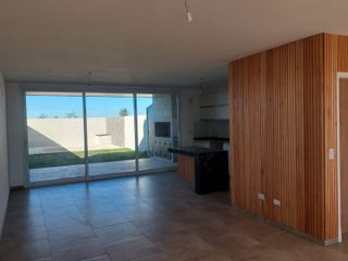 Foto 8 de Duplex de 3 dormitorios en Nobu Town en Alquiler