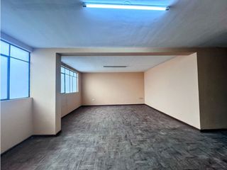 Foto 4 de SE ALQUILA OFICINA CERCADO DE LIMA