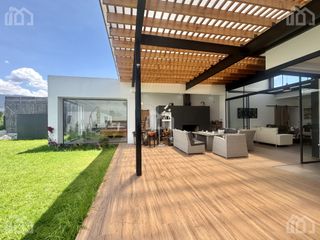 Foto 6 de ARRIENDO CASA DE UN SOLO PISO EN CUMBAYÁ
