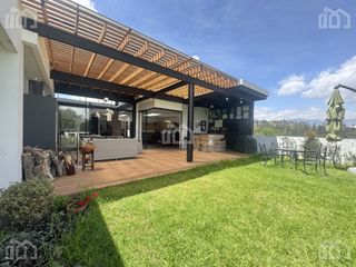 Foto 7 de ARRIENDO CASA DE UN SOLO PISO EN CUMBAYÁ
