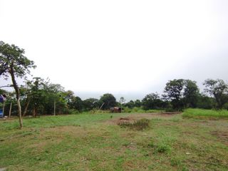 Foto 8 de TERRENO EN VENTA EL AROMO - MANTA