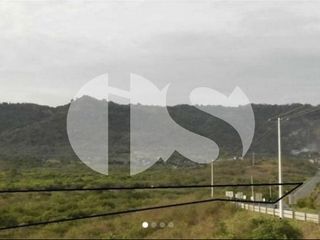 Foto 2 de RENTA DE TERRENO EN MONTECRISTI