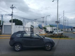 Foto 8 de RENTA DE  LOCAL EN PORTOVIEJO AV 5 DE JUNIO