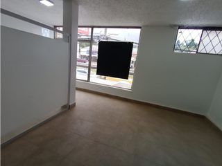 Foto 3 de Quicentro oficina  en Renta, 32 m2 1 ambiente