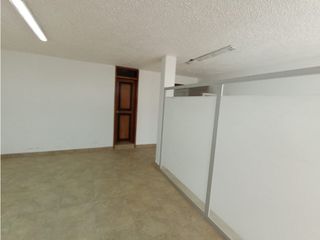 Foto 6 de Quicentro oficina  en Renta, 32 m2 1 ambiente
