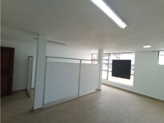 Foto 5 de Quicentro oficina  en Renta, 32 m2 1 ambiente