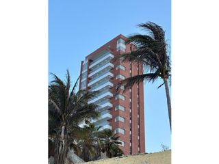 Foto 1 de En venta departamento de lujo vista al mar edificio Lanzarote