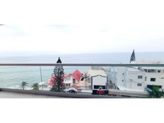 Foto 37 de En venta departamento de lujo vista al mar edificio Lanzarote
