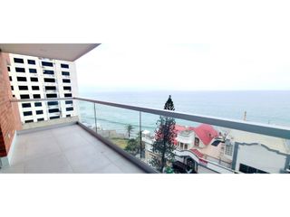 Foto 35 de En venta departamento de lujo vista al mar edificio Lanzarote