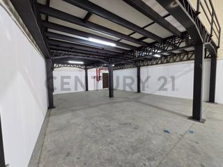 Foto 4 de Alquiler de Bodega en Almax 3, vía a Samborondón
