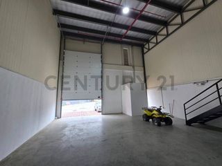 Foto 3 de Alquiler de Bodega en Almax 3, vía a Samborondón