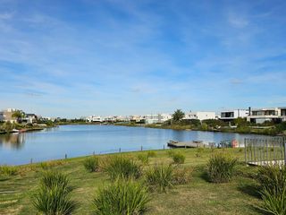 Foto 31 de Venta y Alquiler Casa en barrio cerrado Los Castaños Nordelta