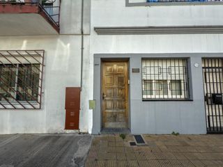 Foto 5 de PH en  venta a refaccionar Villa Real