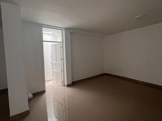 Foto 2 de Alquiler de amplia casa en Ica