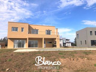 Foto 1 de Casa en Venta en San Matias, Escobar, G.B.A. Zona Norte, Argentina