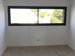 Foto 13 de VENTA TRIPLEX 4 AMBIENTES A ESTRENAR. APTO CREDITO.