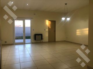 Foto 3 de Venta de dúplex  3 dorm. Centenario - Neuquén