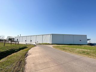 Foto 15 de galpon deposito 8800 m2 en  LA PLATA, NAVE INDUSTRIAL TRIPLE A ALQUILA O VENDE