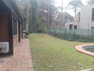 Foto 10 de Casa en venta - 5 Dormitorios 5 Baños - Carilo