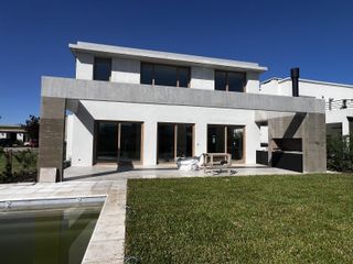 Foto 1 de Casa en Carpinchos