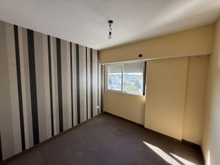 Foto 13 de Departamento en  Venta 2 amb. al Frente c/ balcon - Apto Credito