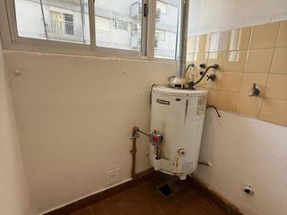 Foto 12 de Departamento en  Venta 2 amb. al Frente c/ balcon - Apto Credito