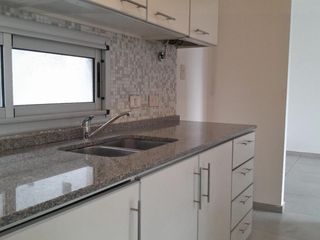 Foto 17 de Alquiler Departamento 3 ambientes con cochera cubierta en Saavedra