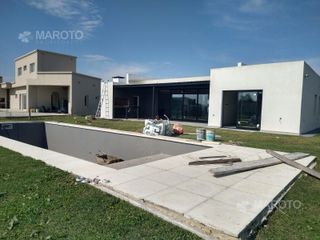 Foto 2 de Casa en venta en club de campo Manuel belgrano - MAROTO PROPIEDADES