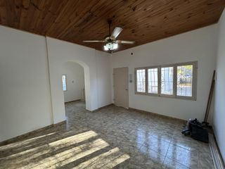 Foto 7 de Casa de 3 dormitorios en Av. Balloffet al 300