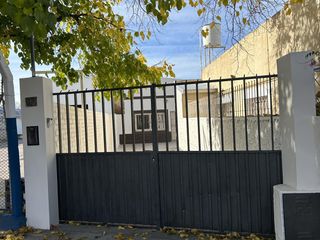 Foto 26 de Casa de 3 dormitorios en Av. Balloffet al 300