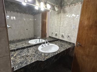 Foto 19 de Casa de 3 dormitorios en Av. Balloffet al 300