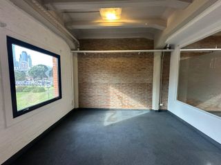 Foto 10 de Excelente Oficina en alquiler - Puerto Madero - 165 m2. Lista para ingresar!