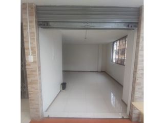 Foto 7 de Comité del Pueblo, Local Comercial en Renta, 100m2, 3 Ambientes