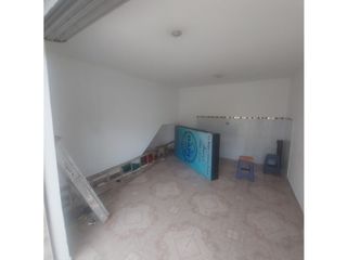 Foto 8 de Comité del Pueblo, Local Comercial en Renta, 100m2, 3 Ambientes
