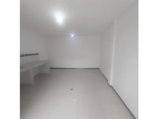 Foto 2 de Comité del Pueblo, Local Comercial en Renta, 100m2, 3 Ambientes
