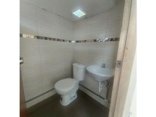 Foto 10 de Comité del Pueblo, Local Comercial en Renta, 100m2, 3 Ambientes