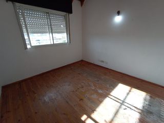 Foto 8 de Triplex en alquiler en Villa Bosch