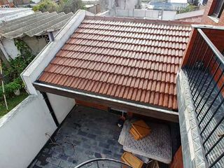 Foto 11 de Departamento Tipo Casa en alquiler en Lanus Este