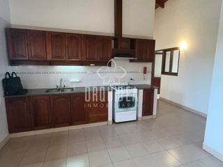 Foto 4 de Departamento en alquiler de 2 dormitorios c/ cochera en Tres Cerritos