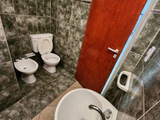 Foto 4 de ALQUILO DEPTO 1 DOR $270.000+EXP+IMP. ZONA 5 ESQUINAS