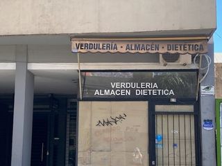 Foto 1 de Alquiler local comercial