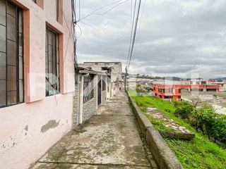 Foto 7 de Se Vende Casa Rentera con Gran Potencial en Sector Mena 2