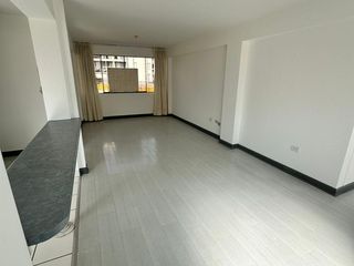 Foto 4 de ALQUILER  DEPARTAMENTO EN LA AV. LA MERCED SURCO