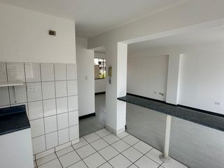 Foto 7 de ALQUILER  DEPARTAMENTO EN LA AV. LA MERCED SURCO