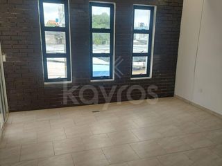Foto 18 de Venta de local con apartamento en Planeta Rica: 4 habitaciones, garaje, terraza, estudio y espacio para tu propio negocio